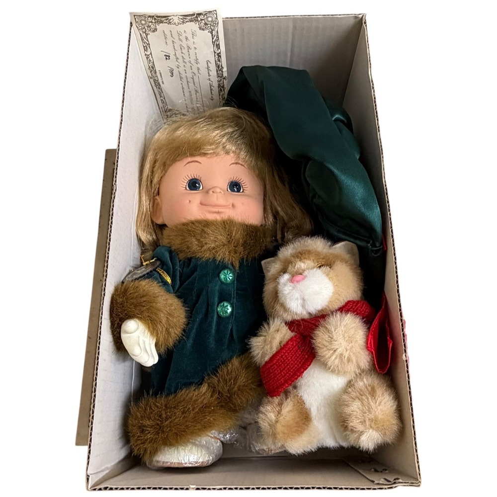 Brinns Collectible Doll Crystal Limited Edition Morehead Design NKY811 With Cat